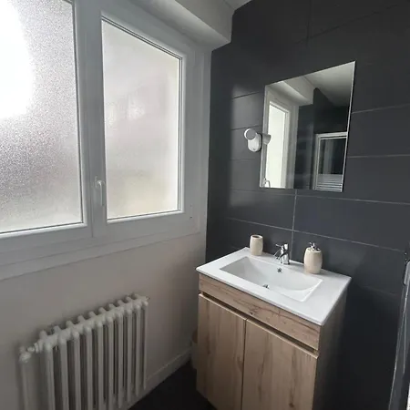 Prunus Hyper Centre Апартаменты Лорьян